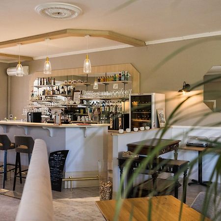 Logis Hotel Restaurant Le Lascaux Montignac-Lascaux Esterno foto
